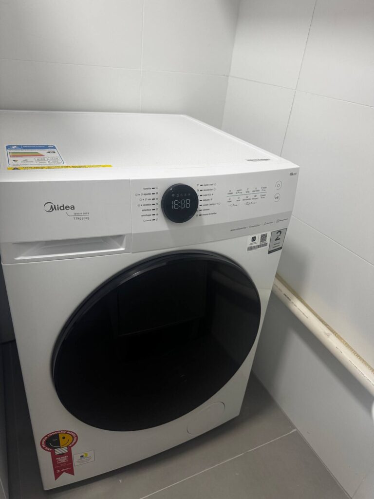 195cc5d6-c95e-4371-adad-ddcea9ce9583